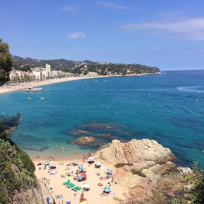 Exclusivo Piso De La Playa De Fenals Con Terraza Apartment Lloret de Mar Spain