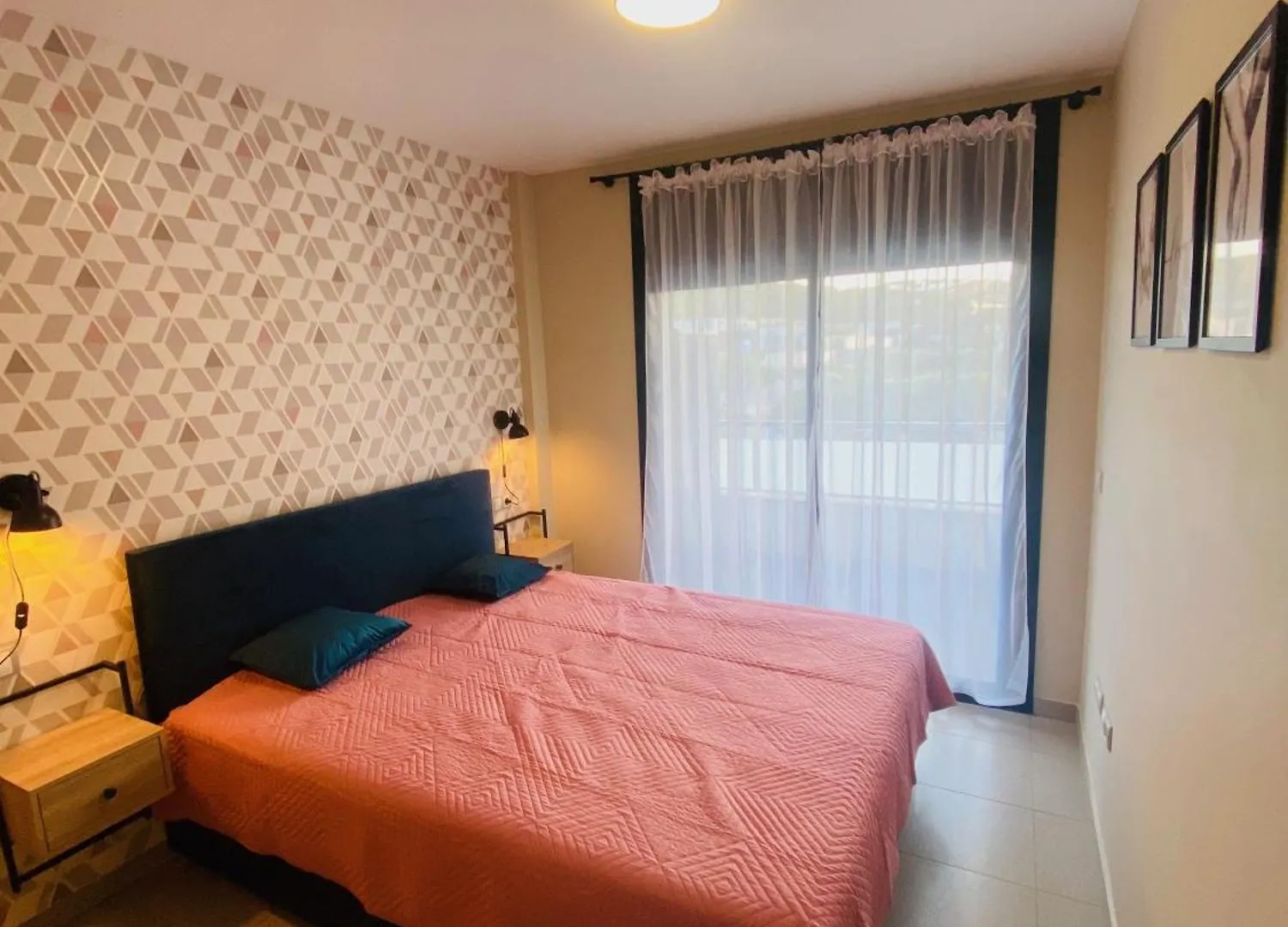 Exclusivo Piso De La Playa De Fenals Con Terraza Apartment Lloret de Mar